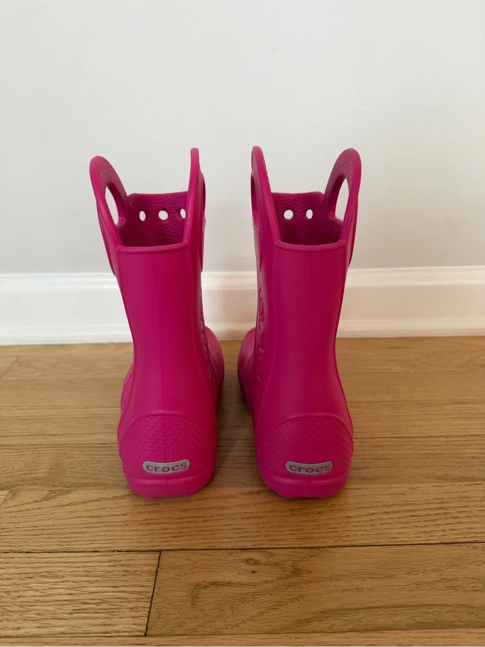 NEW Crocs Handle It Rain Boots Kids J1 Bright Pink Waterproof NWOT
